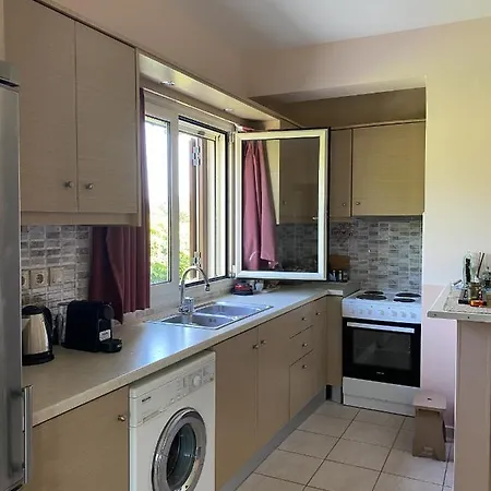 Dom wakacyjny House With Garden In - 10' From Center *