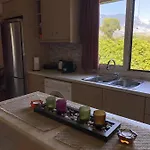 House With Garden In - 10' From Center * Περατάτα